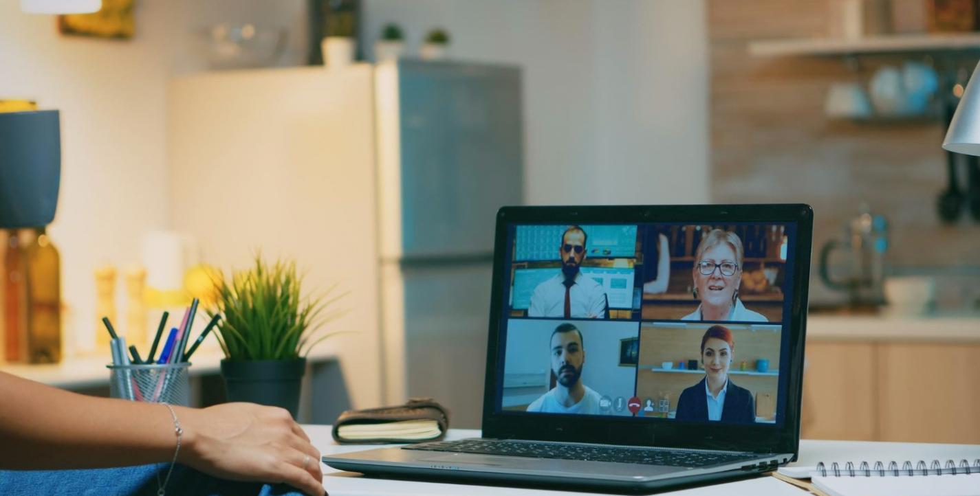 Interaktive Workshop-Sitzung mit SEO-Dashboard-Analyse